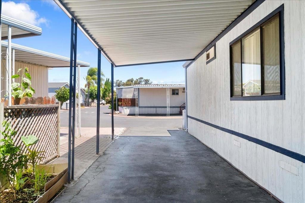 Image 6 of property listing at 2580 Senter Road 476, San Jose, CA 95111