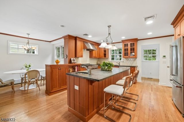 31 Claremont Ave, Maplewood Twp., NJ 07040