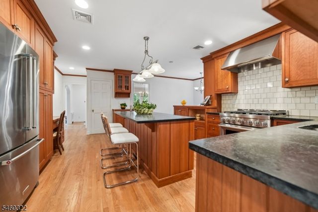 31 Claremont Ave, Maplewood Twp., NJ 07040