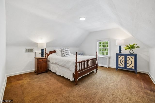 31 Claremont Ave, Maplewood Twp., NJ 07040