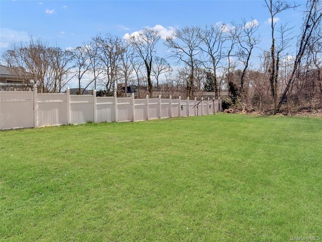 106 Eleanor Avenue, Mastic, NY 11950