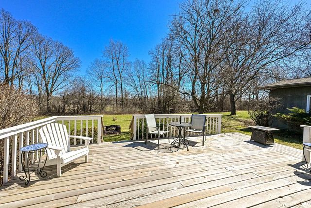 2138 Edgewood DRIVE, Grafton, WI 53024
