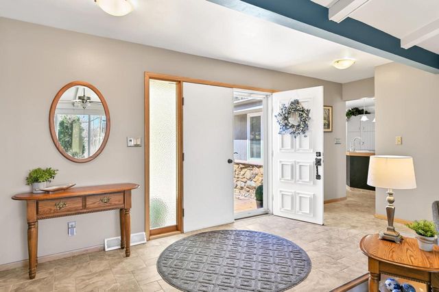 2138 Edgewood DRIVE, Grafton, WI 53024