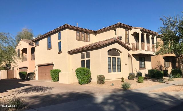 2416 W DUSTY WREN Drive, Phoenix, AZ 85085