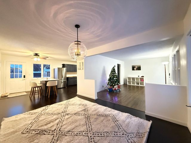 618 9th Avenue NW, New Brighton, MN 55112