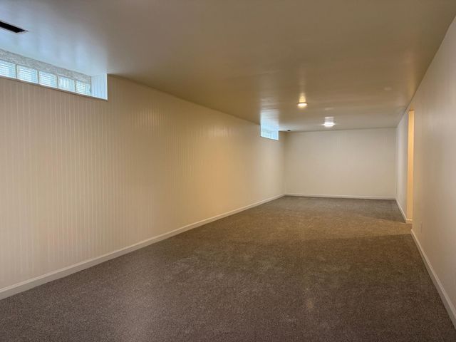 618 9th Avenue NW, New Brighton, MN 55112