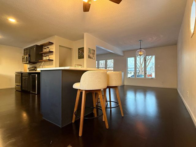 618 9th Avenue NW, New Brighton, MN 55112