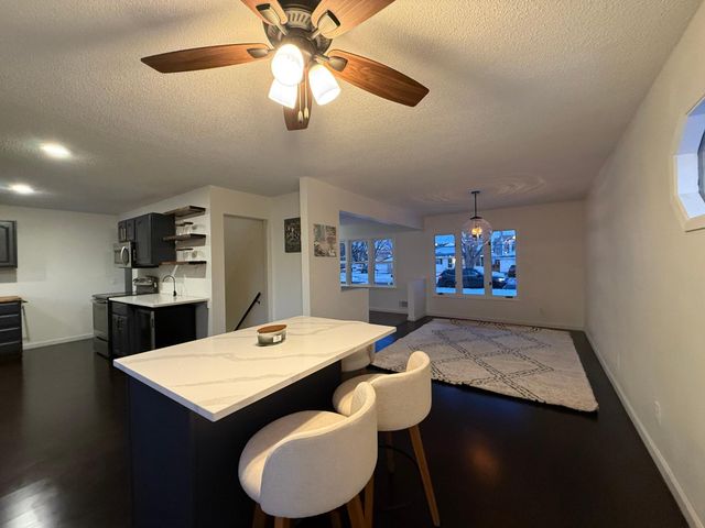 618 9th Avenue NW, New Brighton, MN 55112