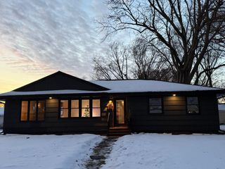 618 9th Avenue NW, New Brighton, MN 55112