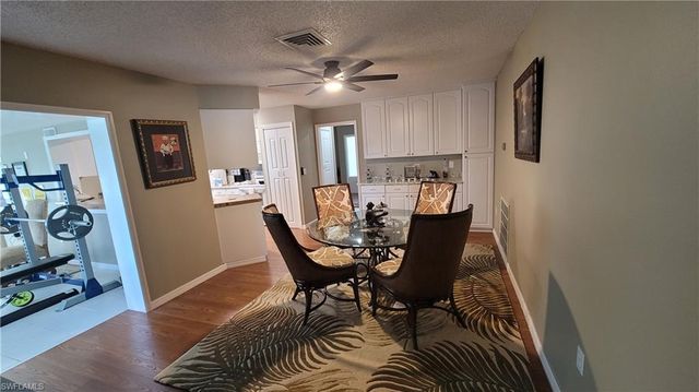 1642 SE 39th TER, Cape Coral, FL 33904