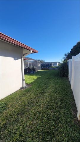 1642 SE 39th TER, Cape Coral, FL 33904