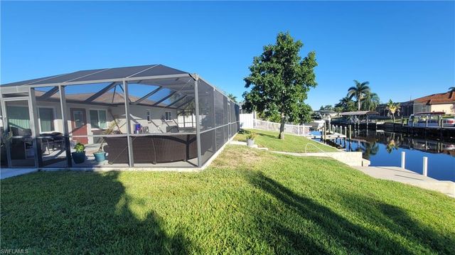 1642 SE 39th TER, Cape Coral, FL 33904