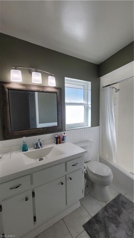 Image 16 of property listing at 1642 SE 39th TER, Cape Coral, FL 33904