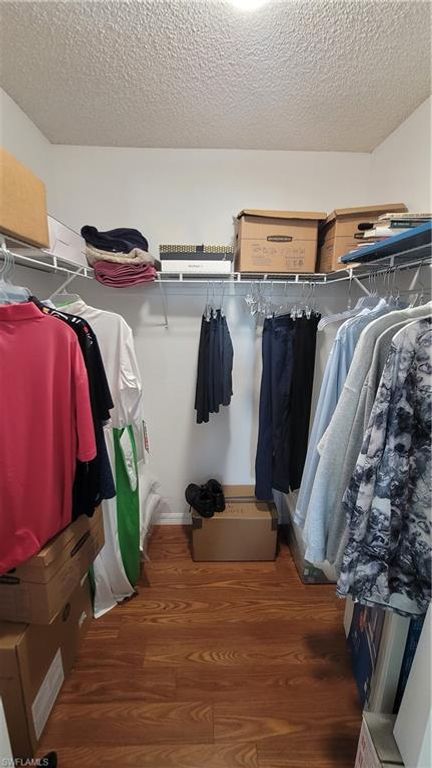 Image 17 of property listing at 1642 SE 39th TER, Cape Coral, FL 33904