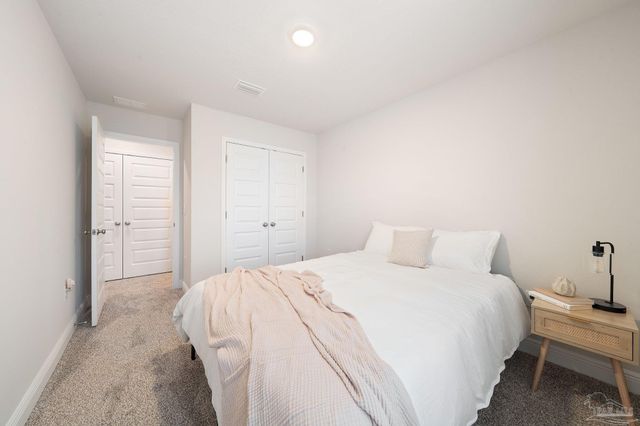 5677 Stellarjay St, Gulf Breeze, FL 32563