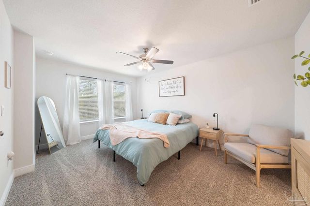 5677 Stellarjay St, Gulf Breeze, FL 32563
