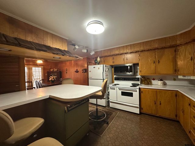 270 Fairway, Rusk, TX 75785