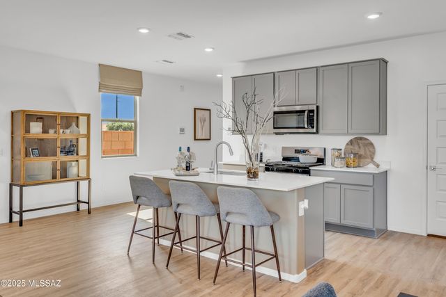 10498 W Rutherford Lane, Marana, AZ 85653