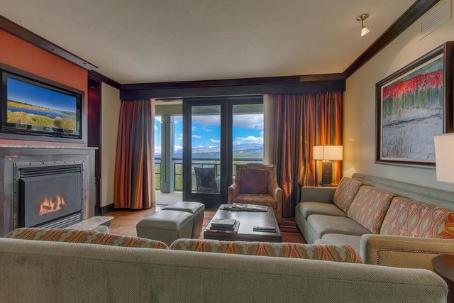 13051 Ritz Carlton Highlands Ct 4308 Interest 8, Truckee, CA 96161
