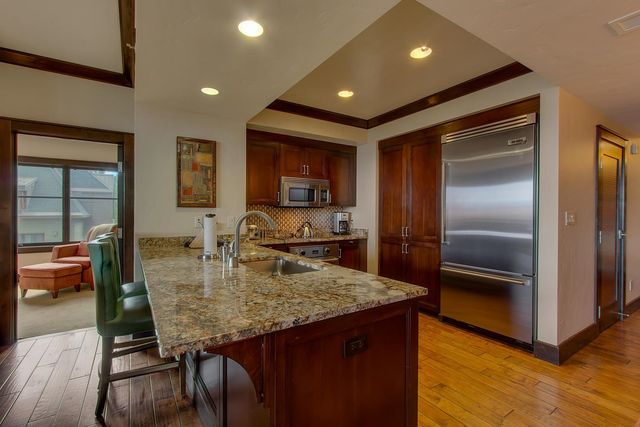 13051 Ritz Carlton Highlands Ct 4308 Interest 8, Truckee, CA 96161