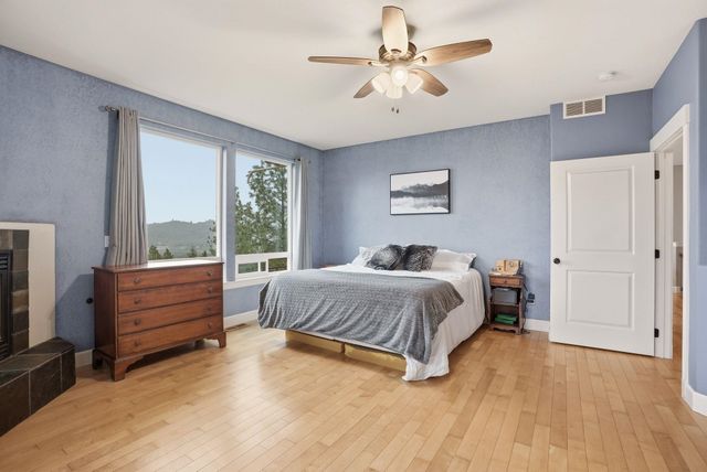 4020 S Saltese Lake Rd, Greenacres, WA 99016