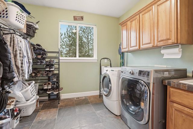 4020 S Saltese Lake Rd, Greenacres, WA 99016