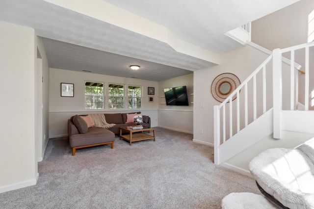 131 Nathan Ln, Plymouth, MA 02360