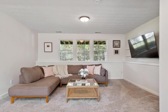 131 Nathan Ln, Plymouth, MA 02360