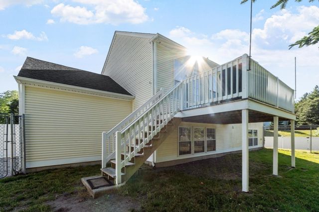 131 Nathan Ln, Plymouth, MA 02360