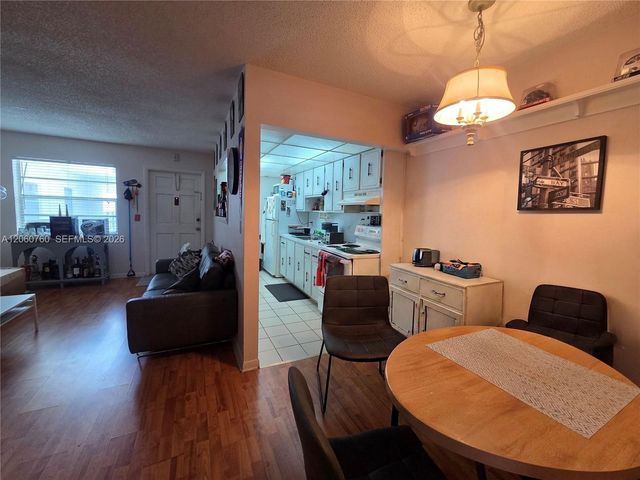 415 NE 2nd St 217, Hallandale Beach, FL 33009