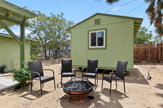 7526 Palm, Yucca Valley, CA 92284