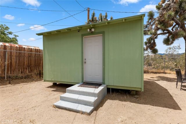7526 Palm, Yucca Valley, CA 92284