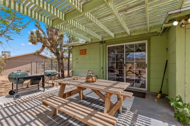7526 Palm, Yucca Valley, CA 92284