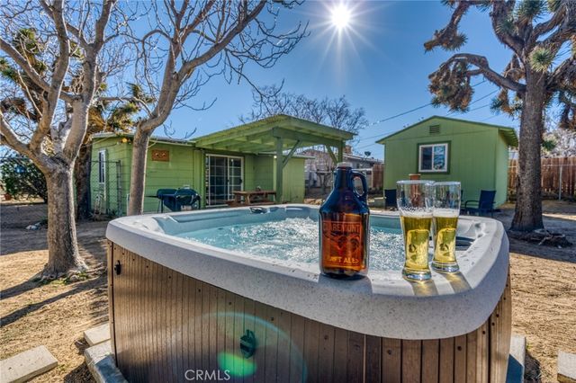 7526 Palm, Yucca Valley, CA 92284