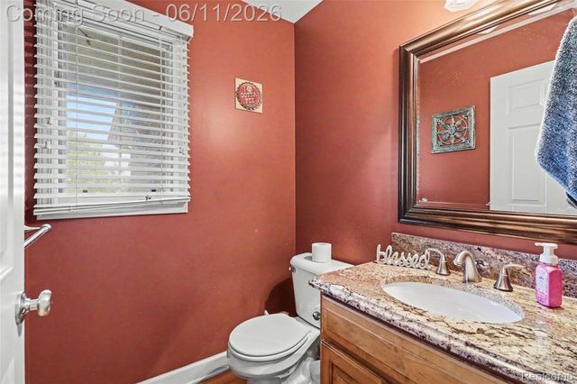 57572 Suffield Drive, Washington Township, MI 48094