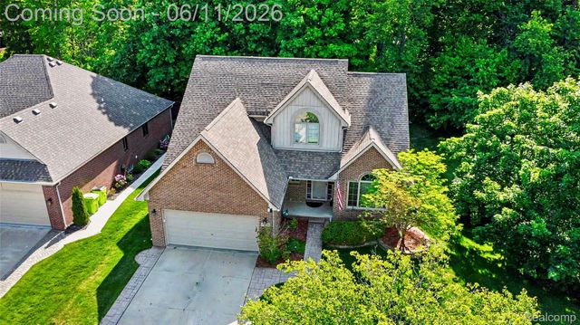 57572 Suffield Drive, Washington Township, MI 48094