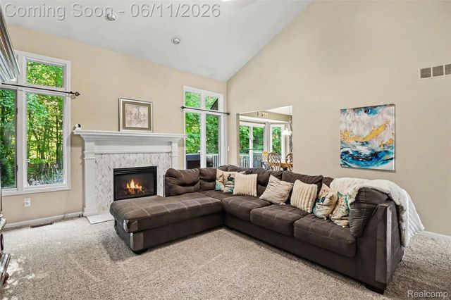 57572 Suffield Drive, Washington Township, MI 48094