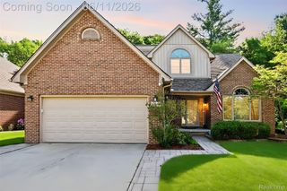 57572 Suffield Drive, Washington Township, MI 48094