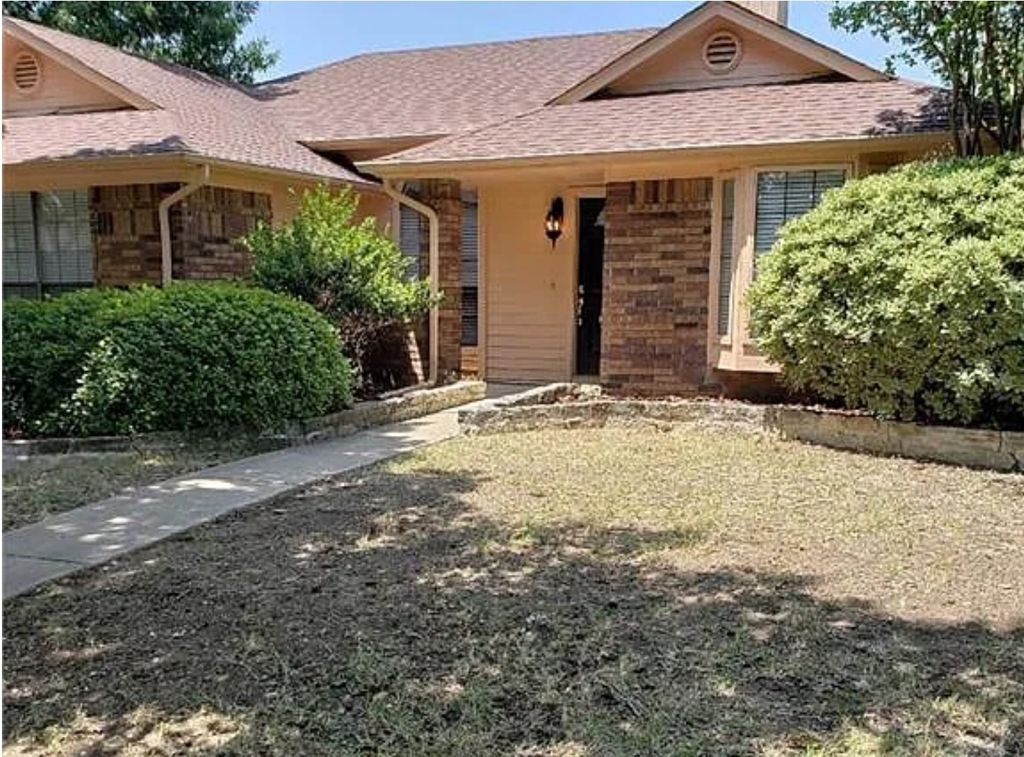 3007 Pacifica Street, Carrollton, TX 75007 — photo 2
