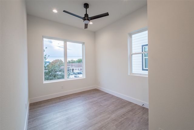 1614 N Fitzhugh Avenue 204, Dallas, TX 75204