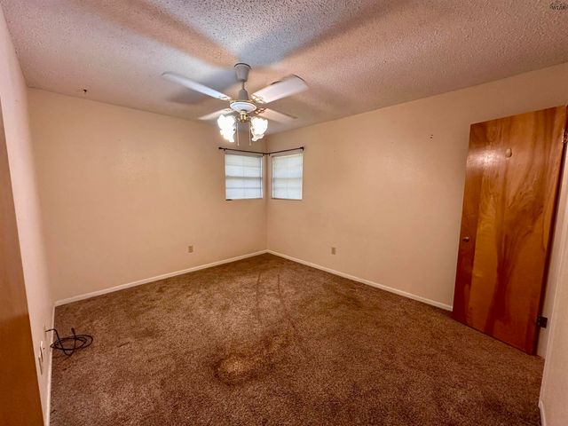 603 W MCLAIN STREET, Seymour, TX 76380