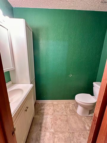 603 W MCLAIN STREET, Seymour, TX 76380