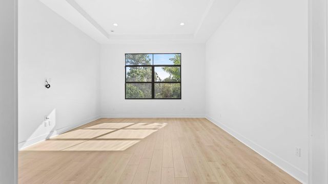 13290 Artisan Circle, Palm Beach Gardens, FL 33418