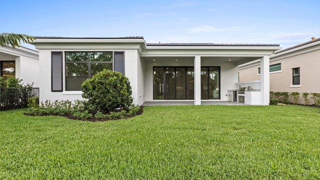 13290 Artisan Circle, Palm Beach Gardens, FL 33418