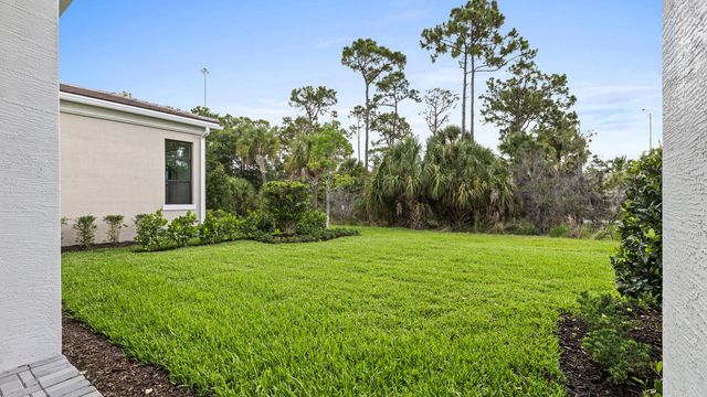 13290 Artisan Circle, Palm Beach Gardens, FL 33418