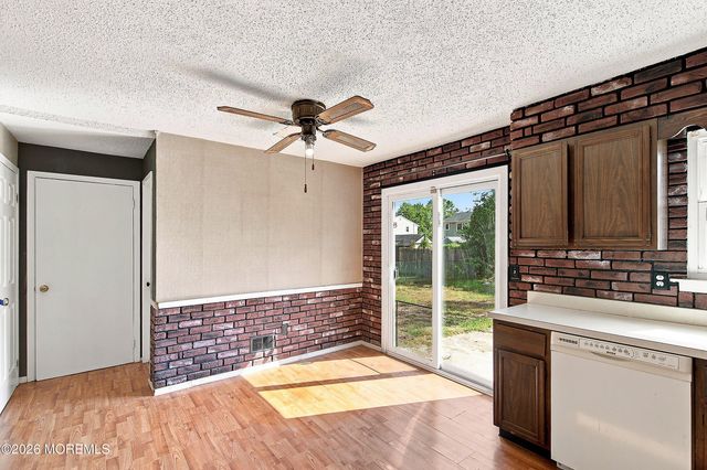 816 Union Avenue, Lakehurst, NJ 08733