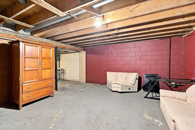816 Union Avenue, Lakehurst, NJ 08733