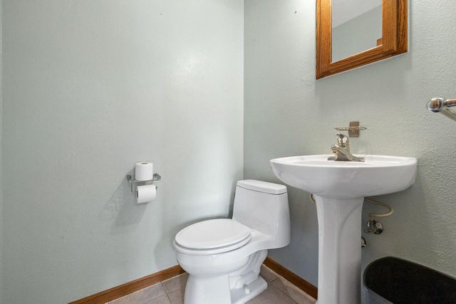 855 Lois COURT, Hartford, WI 53027