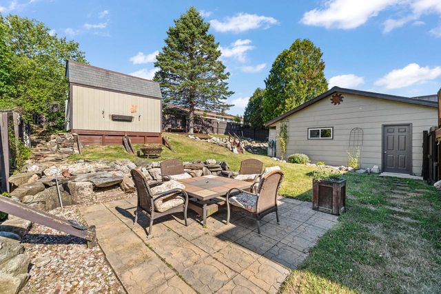 855 Lois COURT, Hartford, WI 53027