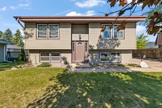 855 Lois COURT, Hartford, WI 53027